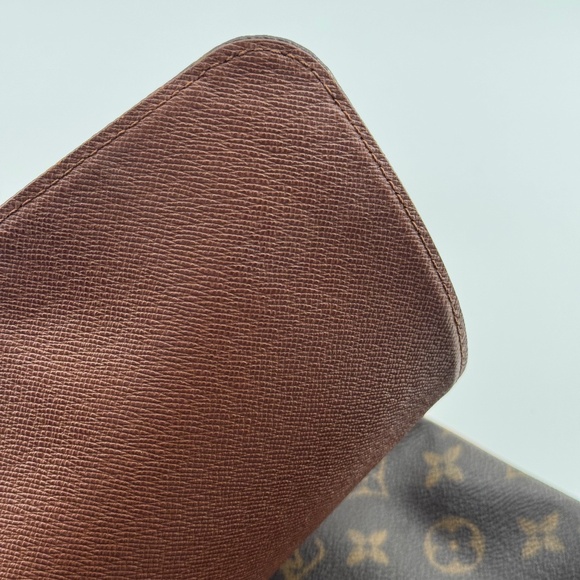 Louis Vuitton Monogram Crossbody Messenger Bag - Picture 8 of 16